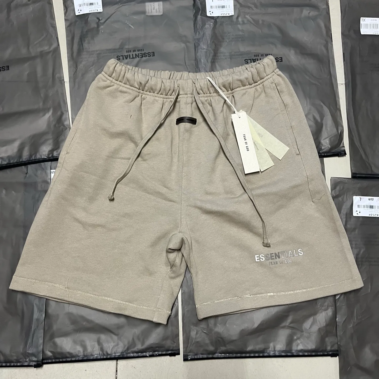 🆕 Essentials Fear of God FOGVersatile ：K # ：Black White Brown Sizes：S M L XL